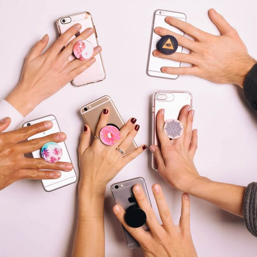 Dominating the Mobile Accessories Market with High-Quality Offerings: Apple and Samsung