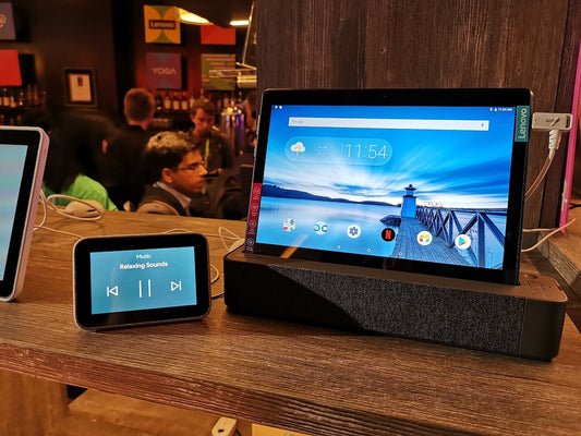 Shaping the Future: Top 5 Trends in the Smart Display Industry