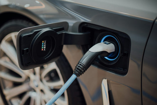 How Electric Vehicles Are Revolutionizing the Auto Industry