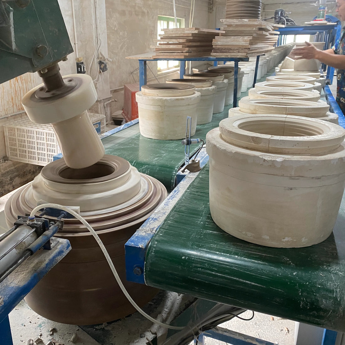 Italy Ceramic Machinery Market Set to Reach USD 193 Million by 2030, Driven by Construction Investments and Export Growth